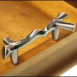 Mountain Woods Brown Extra Large Acacia Wood Serving Tray With Bronze Handle - 22